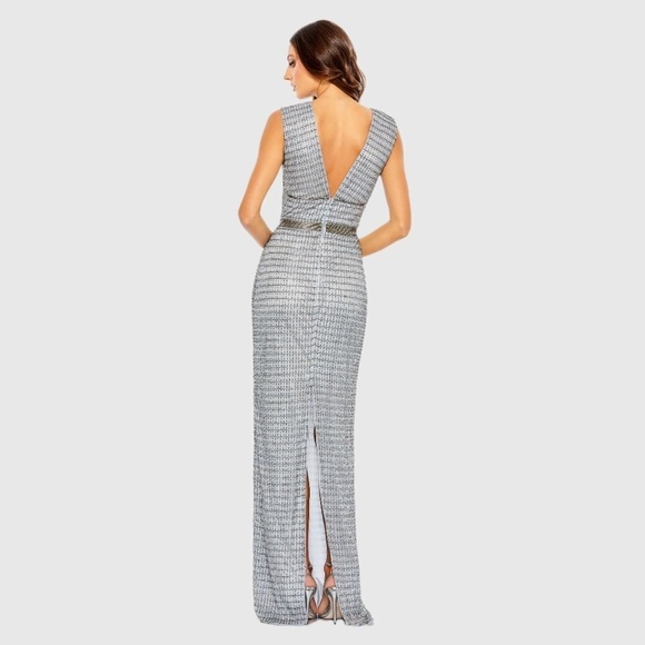 MAC DUGGAL 5625 NWT Silver Beaded Cap Sleeve V Neck Column Gown - Picture 2 of 5